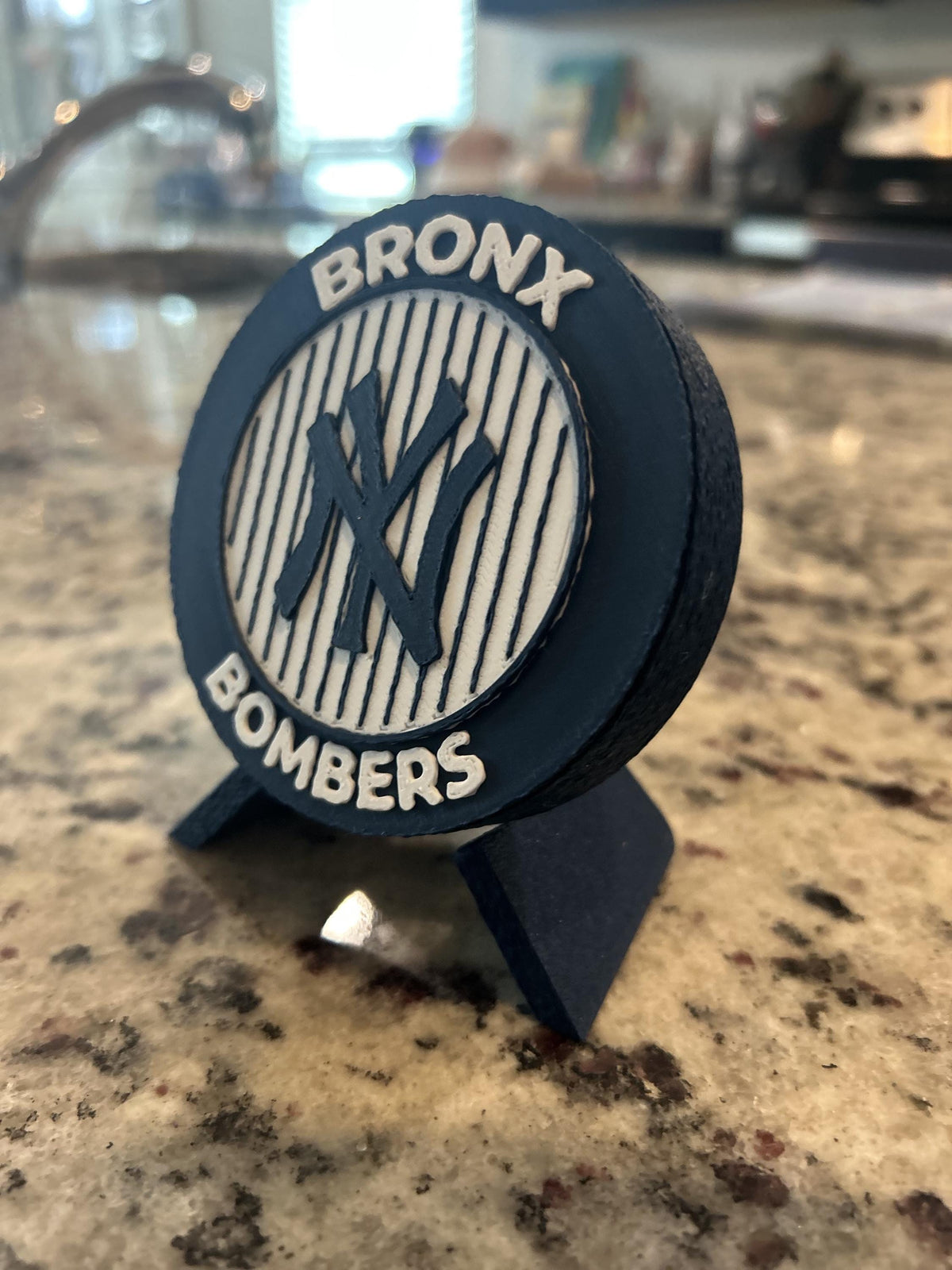 New York Yankees 3D printed round display medallion with stand and hidden stash boxBronx Bombers MLB baseball fan gift, made in USA