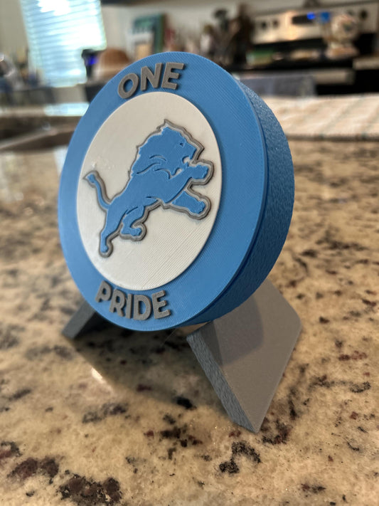 Detroit Lions 3D printed round display medallion with stand and hidden stash boxOne Pride NFL fan gift, made in USA