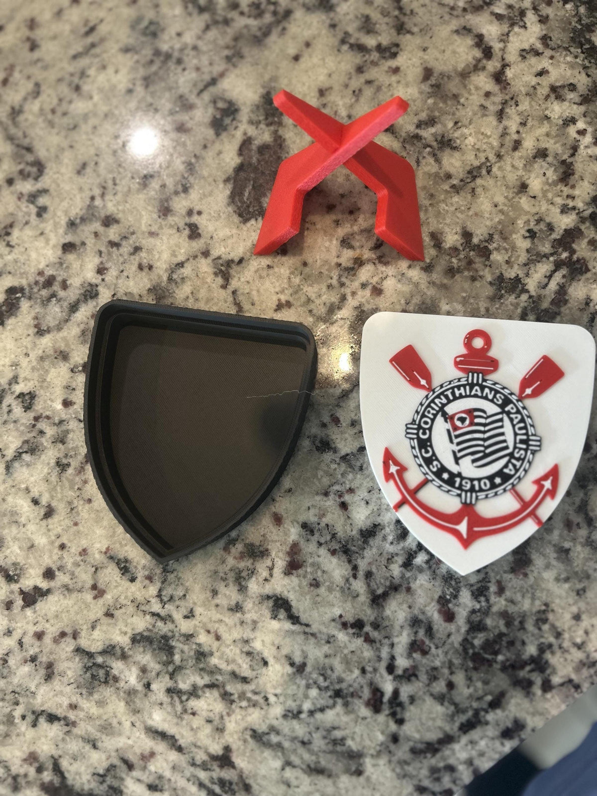 Corinthians 3D printed escudo shield display with stand and hidden stash box, presente torcedor do Timao, Brazilian soccer fan gift made in USA
