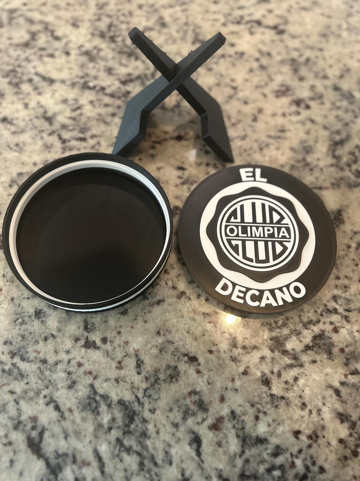 Club Olimpia 3D Printed Medallion Display | Paraguay Soccer Fan Decor & Stash Box