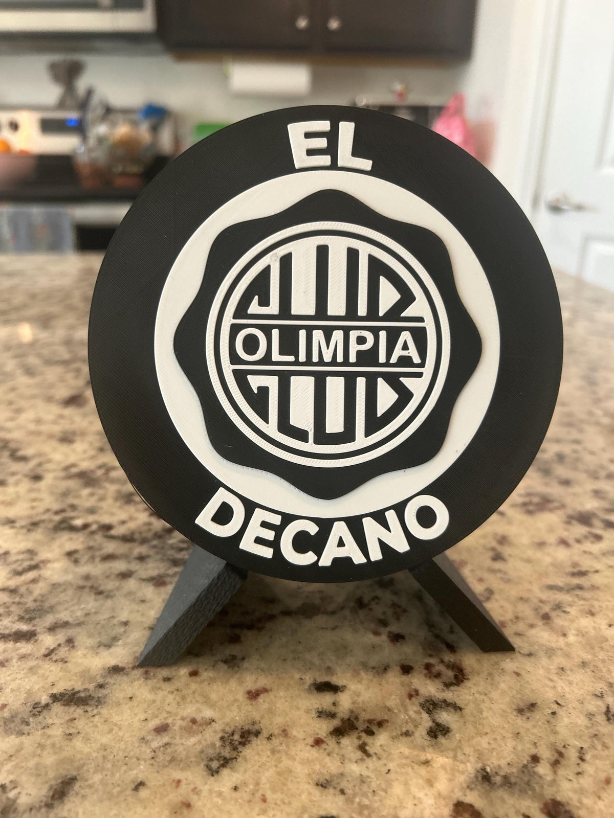 Club Olimpia 3D Printed Medallion Display | Paraguay Soccer Fan Decor & Stash Box