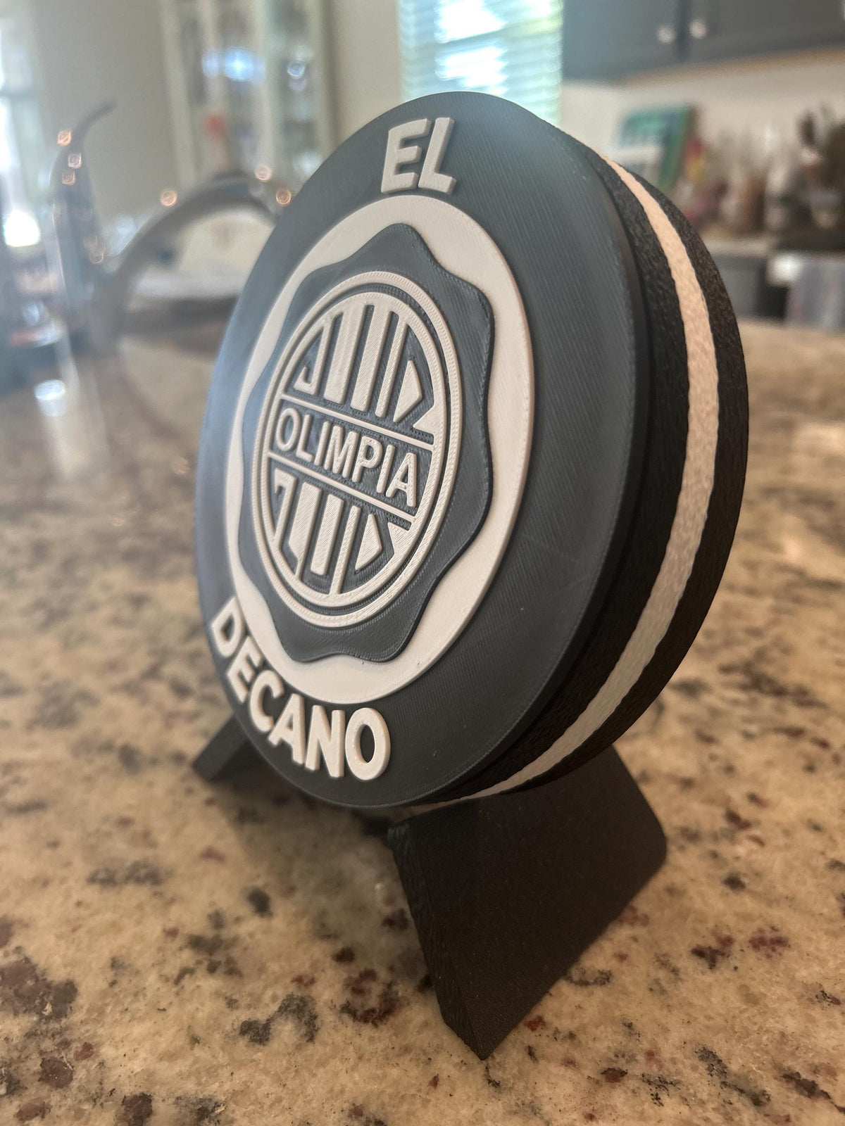 Club Olimpia 3D Printed Medallion Display | Paraguay Soccer Fan Decor & Stash Box