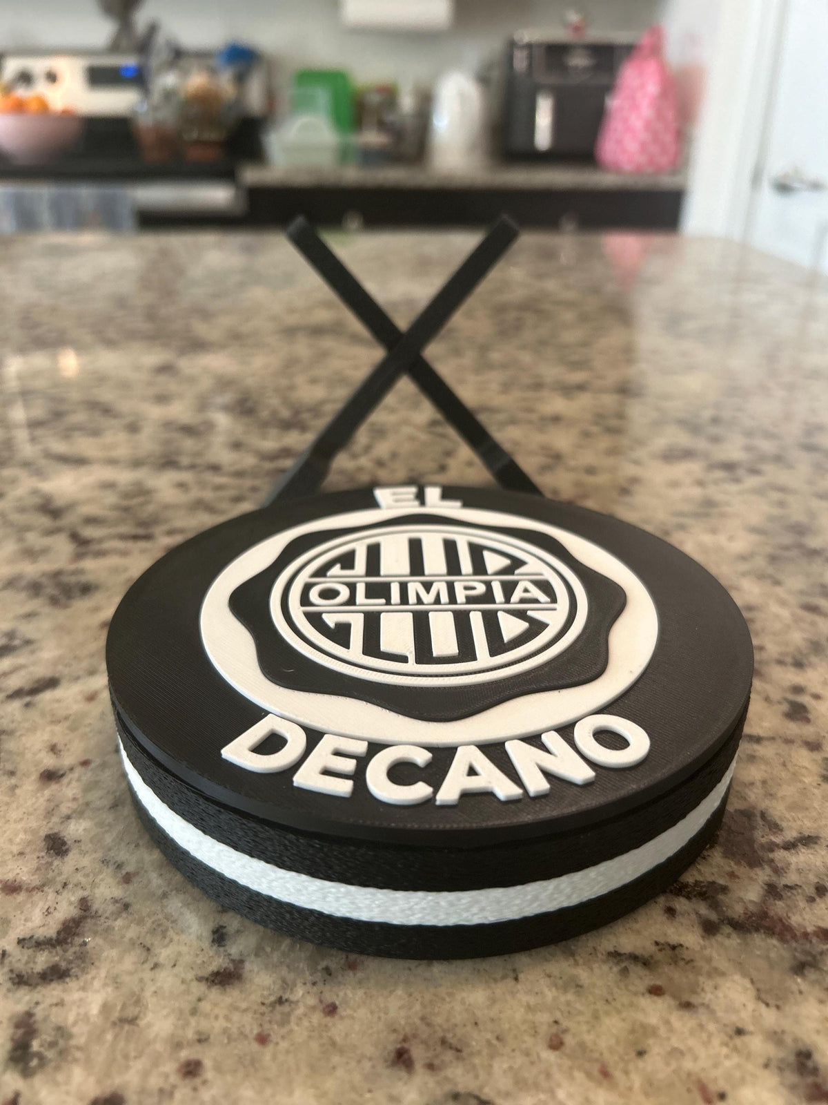 Club Olimpia 3D Printed Medallion Display | Paraguay Soccer Fan Decor & Stash Box
