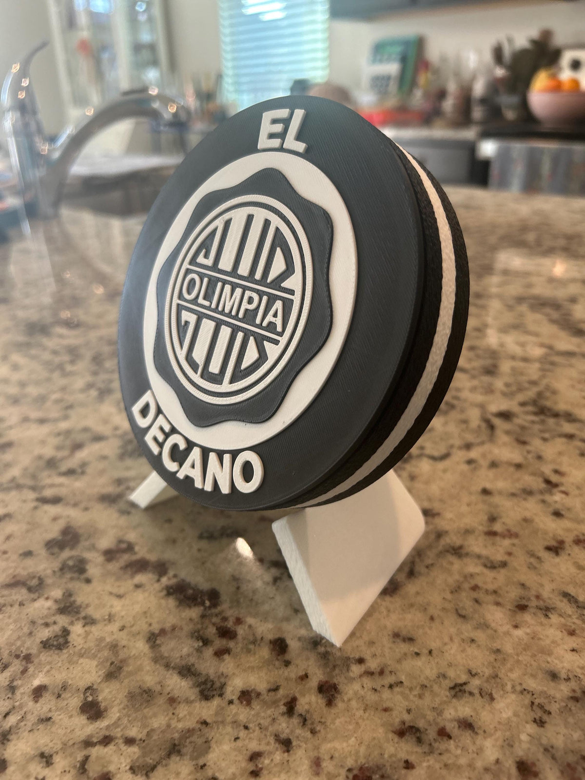 Club Olimpia 3D Printed Medallion Display | Paraguay Soccer Fan Decor & Stash Box
