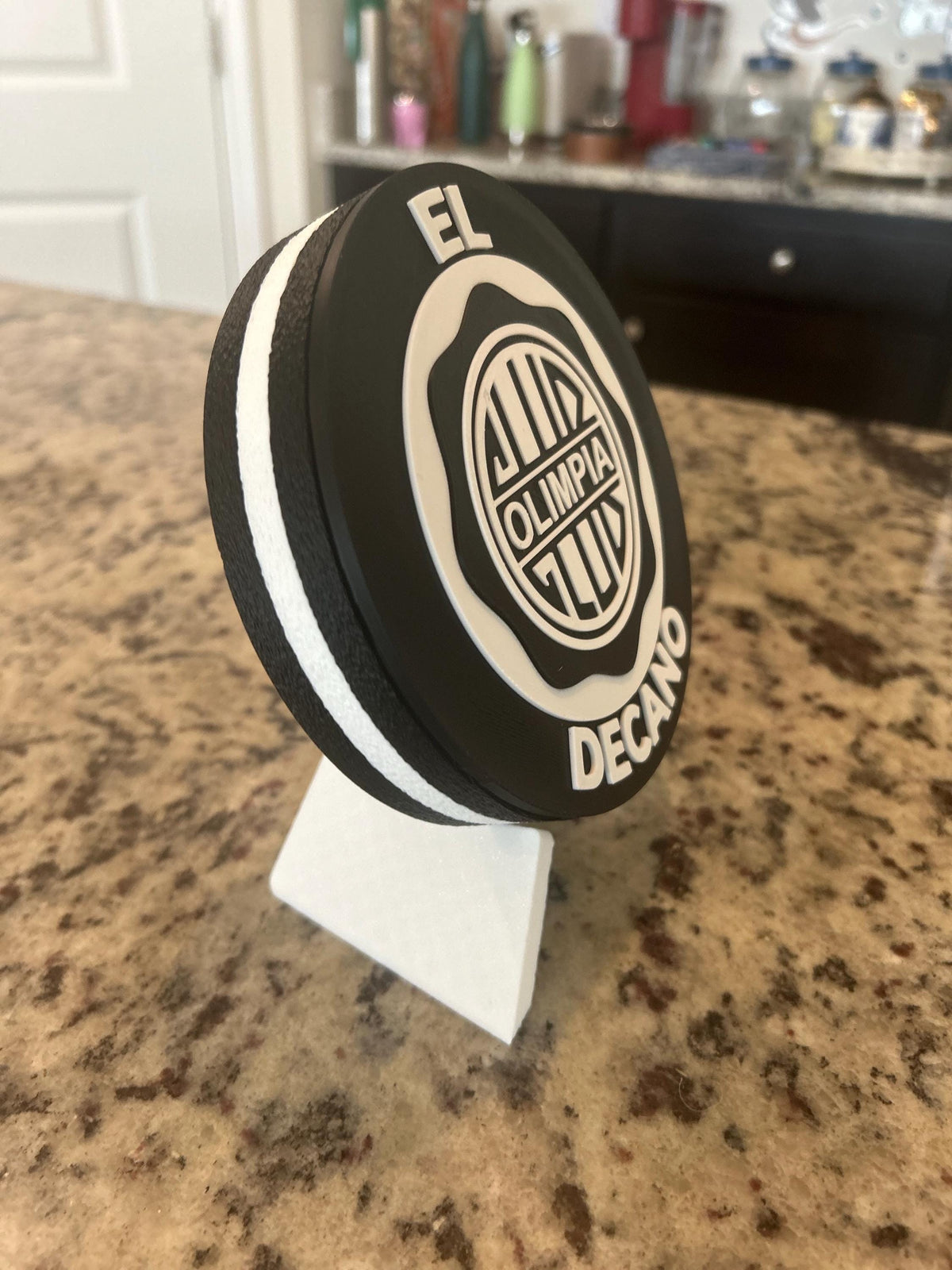 Club Olimpia 3D Printed Medallion Display | Paraguay Soccer Fan Decor & Stash Box