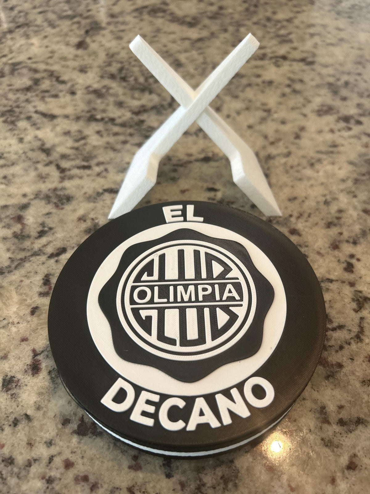 Club Olimpia 3D Printed Medallion Display | Paraguay Soccer Fan Decor & Stash Box
