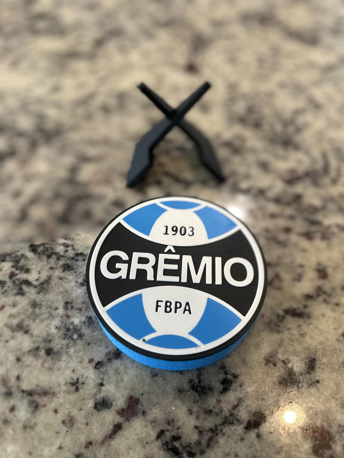 Gremio 3D printed round display medallion with stand and hidden stash box, presente torcedor Tricolor Gaucho, Brazilian soccer fan gift made in USA