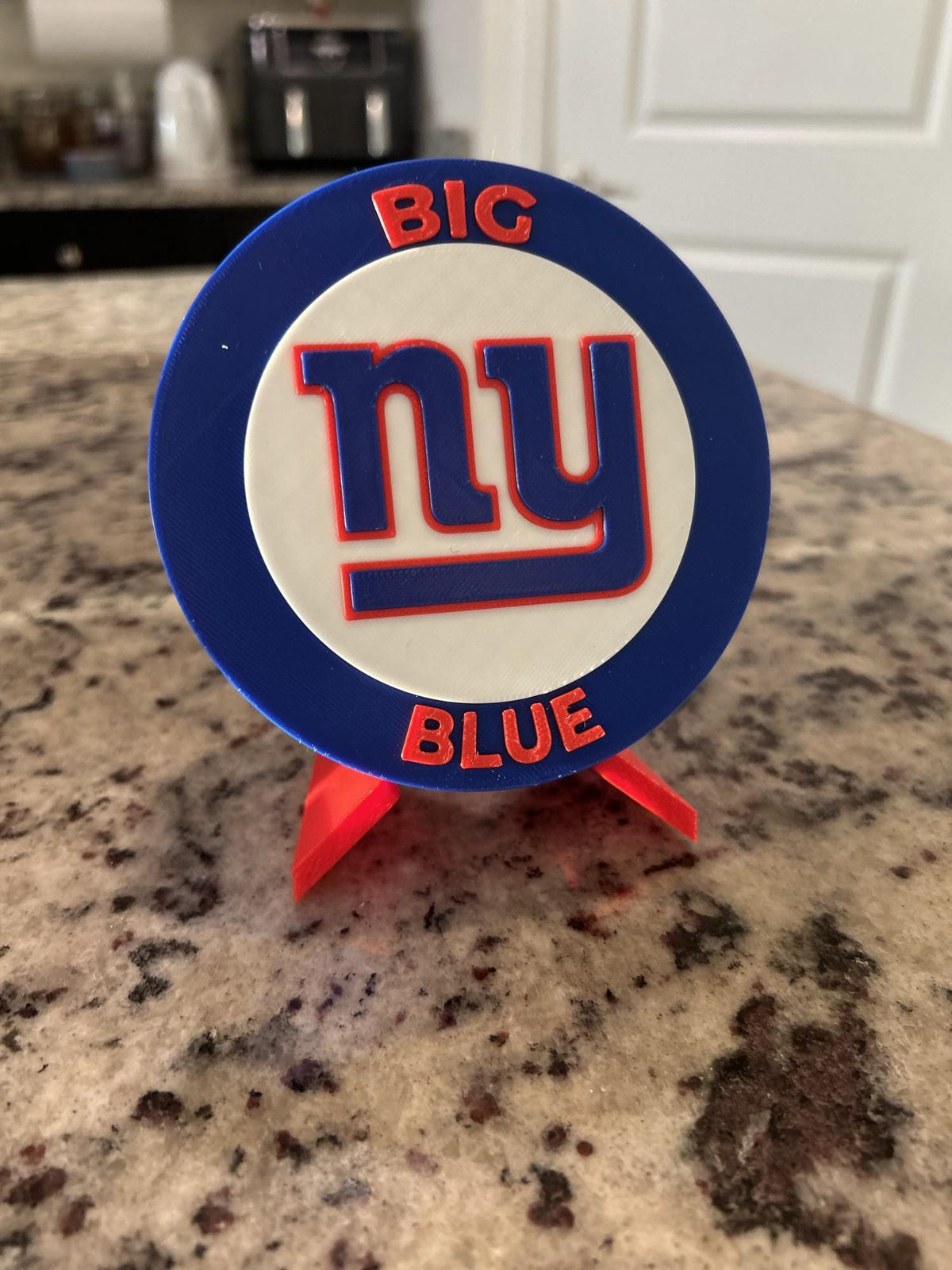 New York Giants 3D printed round display medallion with stand and hidden stash boxBig Blue NFL football fan gift, made in USA