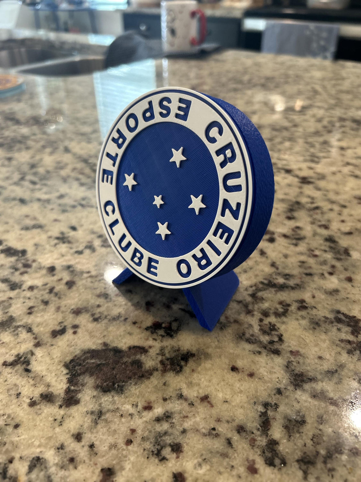 Cruzeiro 3D printed round display medallion with stand and hidden stash box, presente torcedor Raposa, Brazilian soccer fan gift made in USA