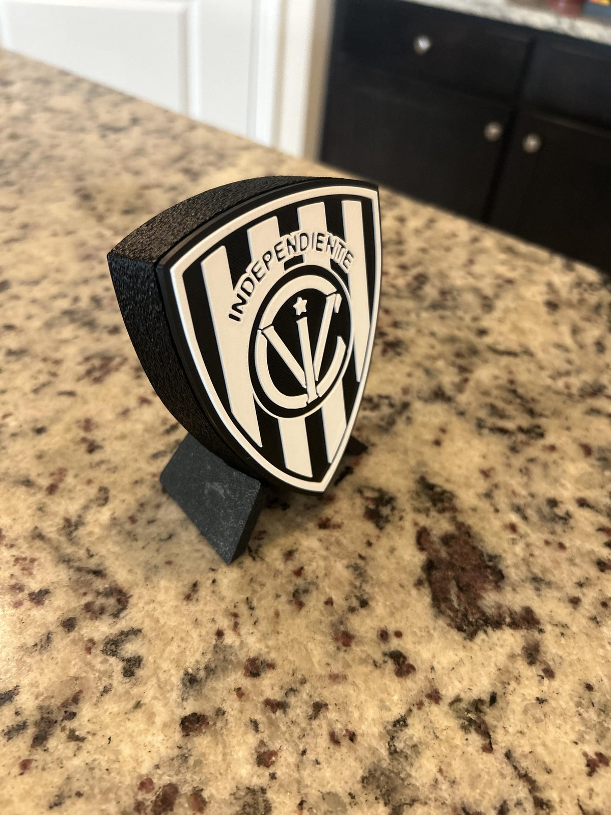 Independiente del Valle 3D printed escudo shield display with stand and hidden stash box, regalo hincha rayado negriazul, Ecuadorian soccer fan gift made in USA