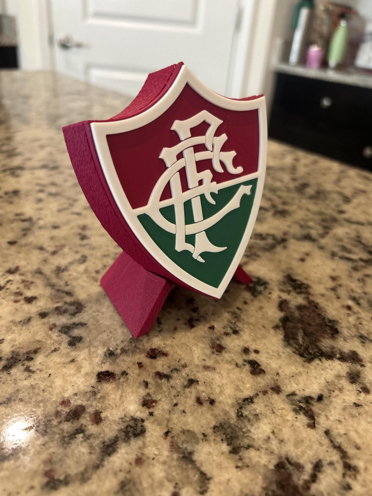 Fluminense FC 3D printed escudo shield display with stand and hidden stash box, presente torcedor Tricolor das Laranjeiras, Brazilian soccer fan gift made in USA