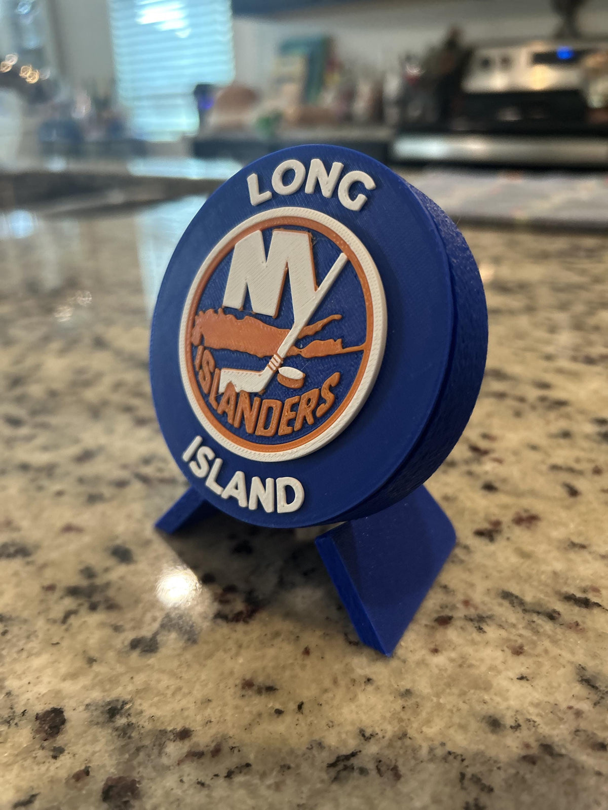 New York Islanders 3D printed round display medallion with stand and hidden stash boxfan gift, made in USA