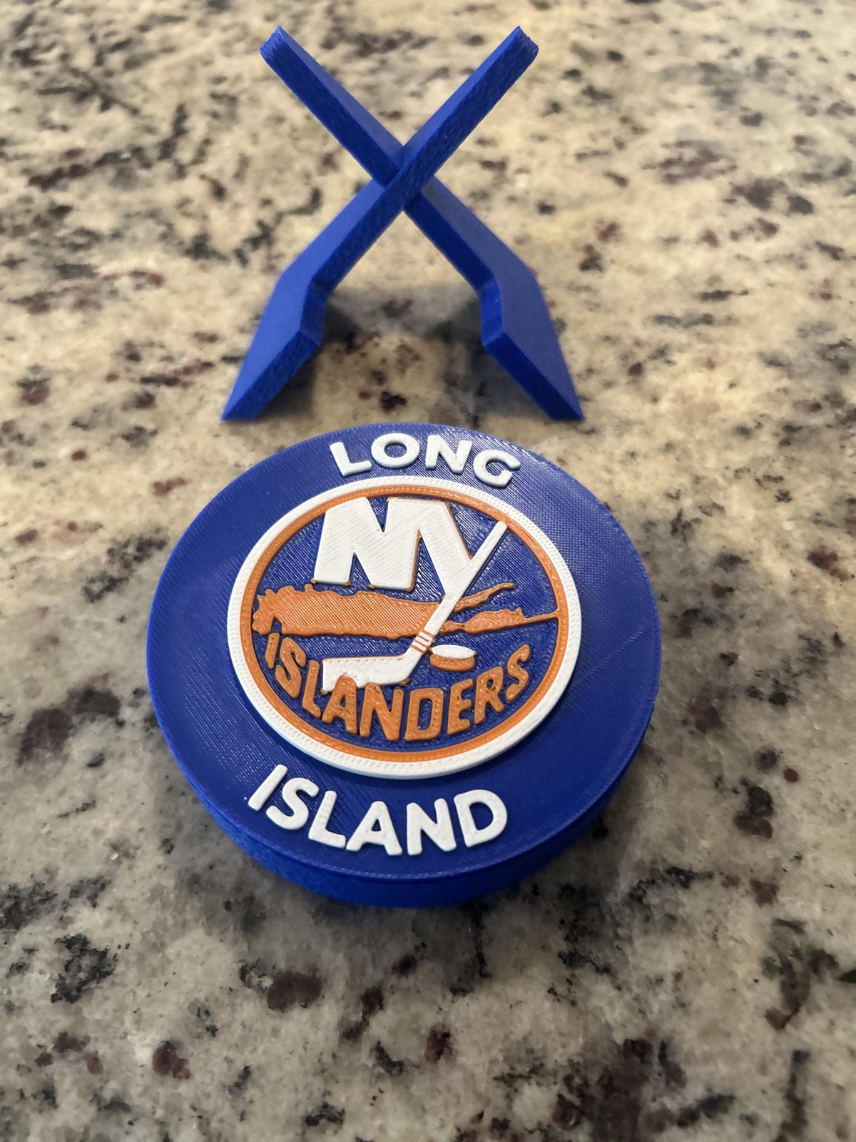 New York Islanders 3D printed round display medallion with stand and hidden stash boxfan gift, made in USA