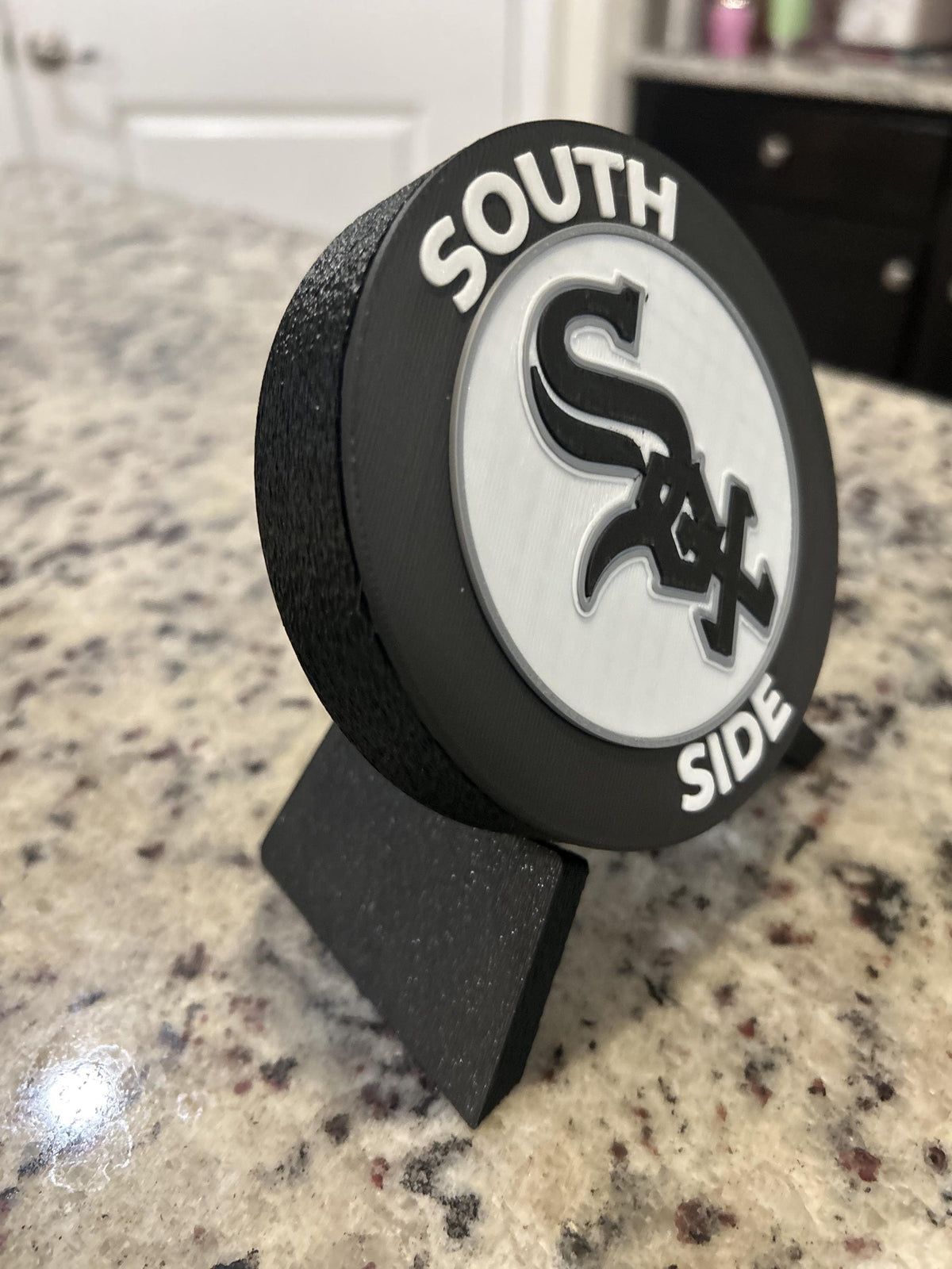 Chicago White Sox 3D printed round display medallion with stand and hidden stash boxSouth Side MLB baseball fan gift, made in USA