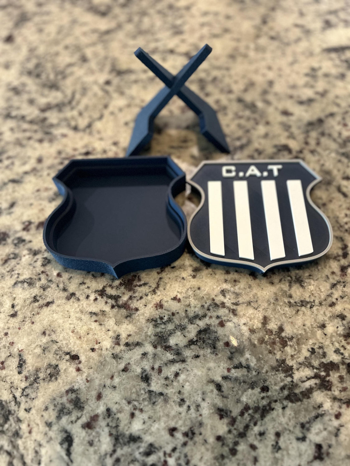 Talleres de Cordoba 3D printed escudo crest display with stand and hidden stash boxLa T El Matador Argentine soccer fan gift, made in USA