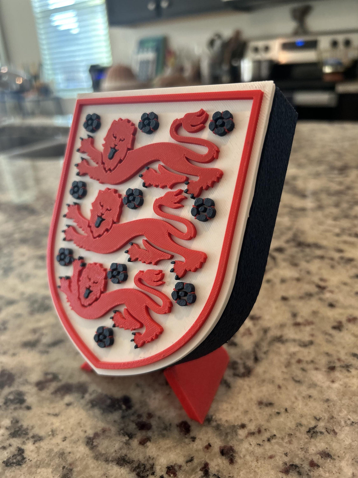 England Three Lions FA 3D printed crest display with stand and hidden stash box, made-to-order England national team soccer fan gift, made in USA