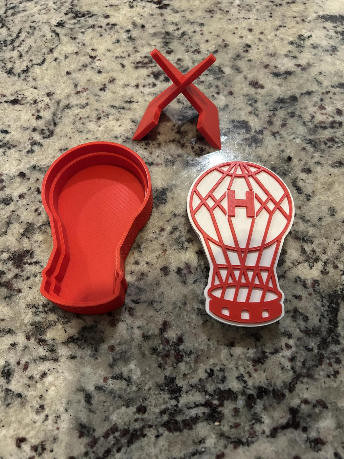 Club Atletico Huracan 3D printed escudo globo display with stand and hidden stash boxEl Globo Argentine soccer fan gift, made in USA