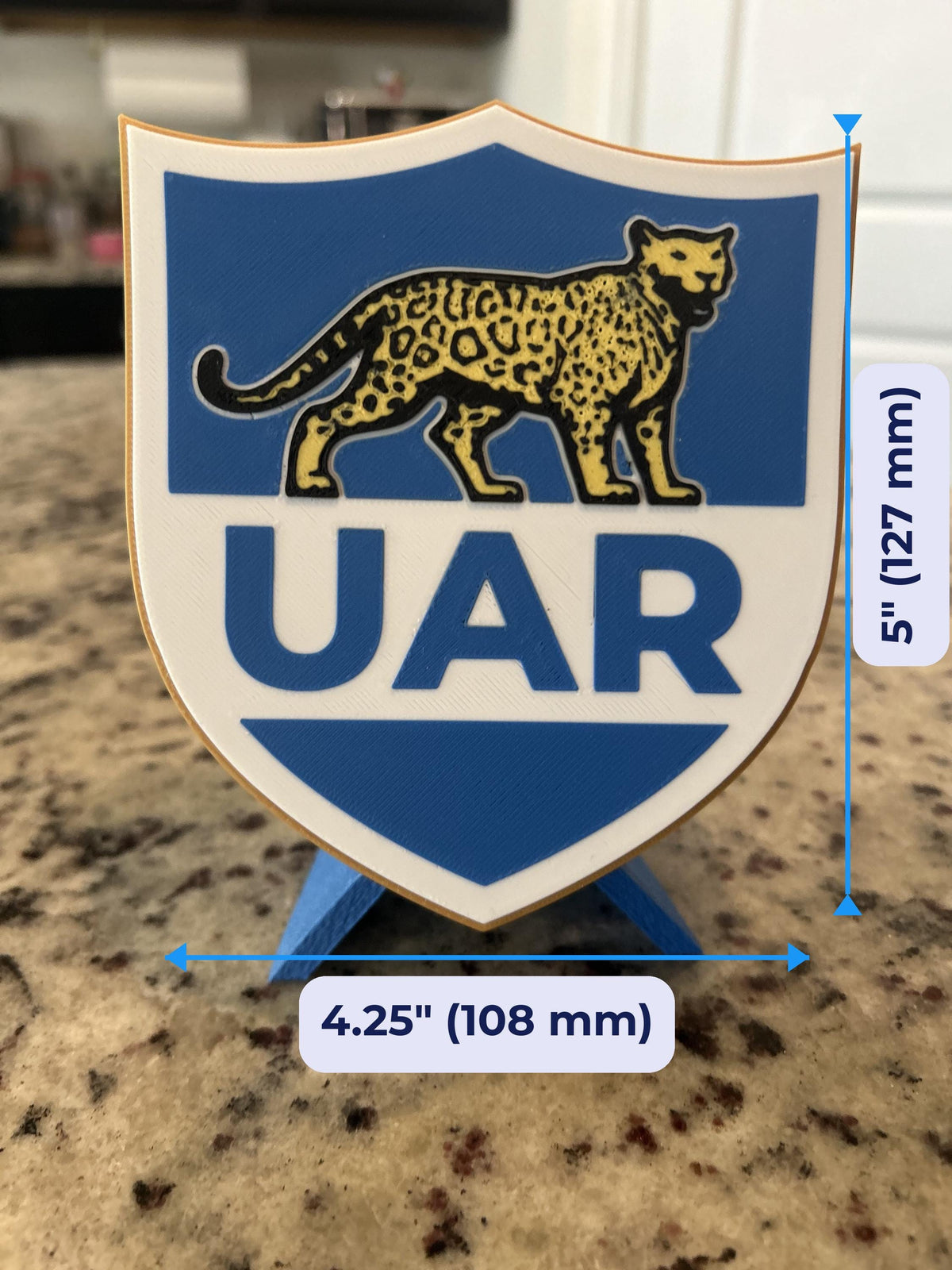 Los Pumas Argentina UAR 3D printed rugby crest display with stand and hidden stash box, made in USA