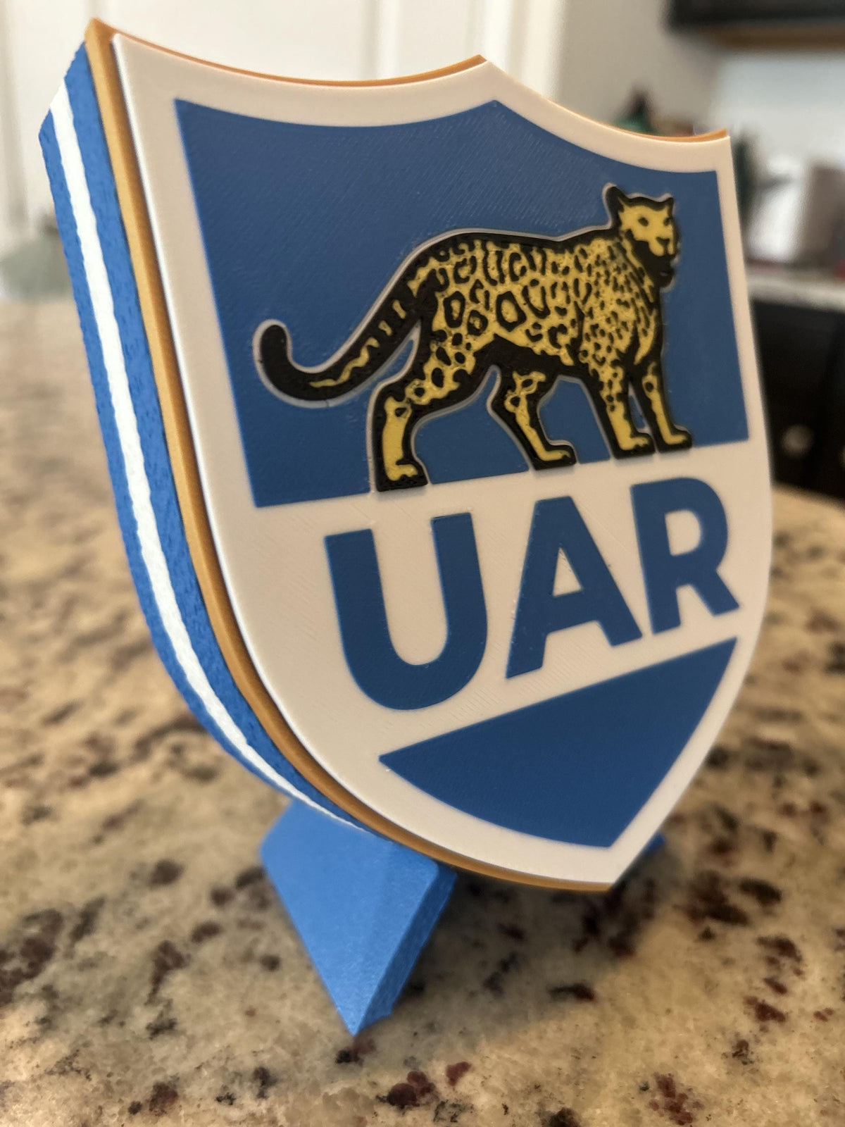 Los Pumas Argentina UAR 3D printed rugby crest display with stand and hidden stash box, made in USA