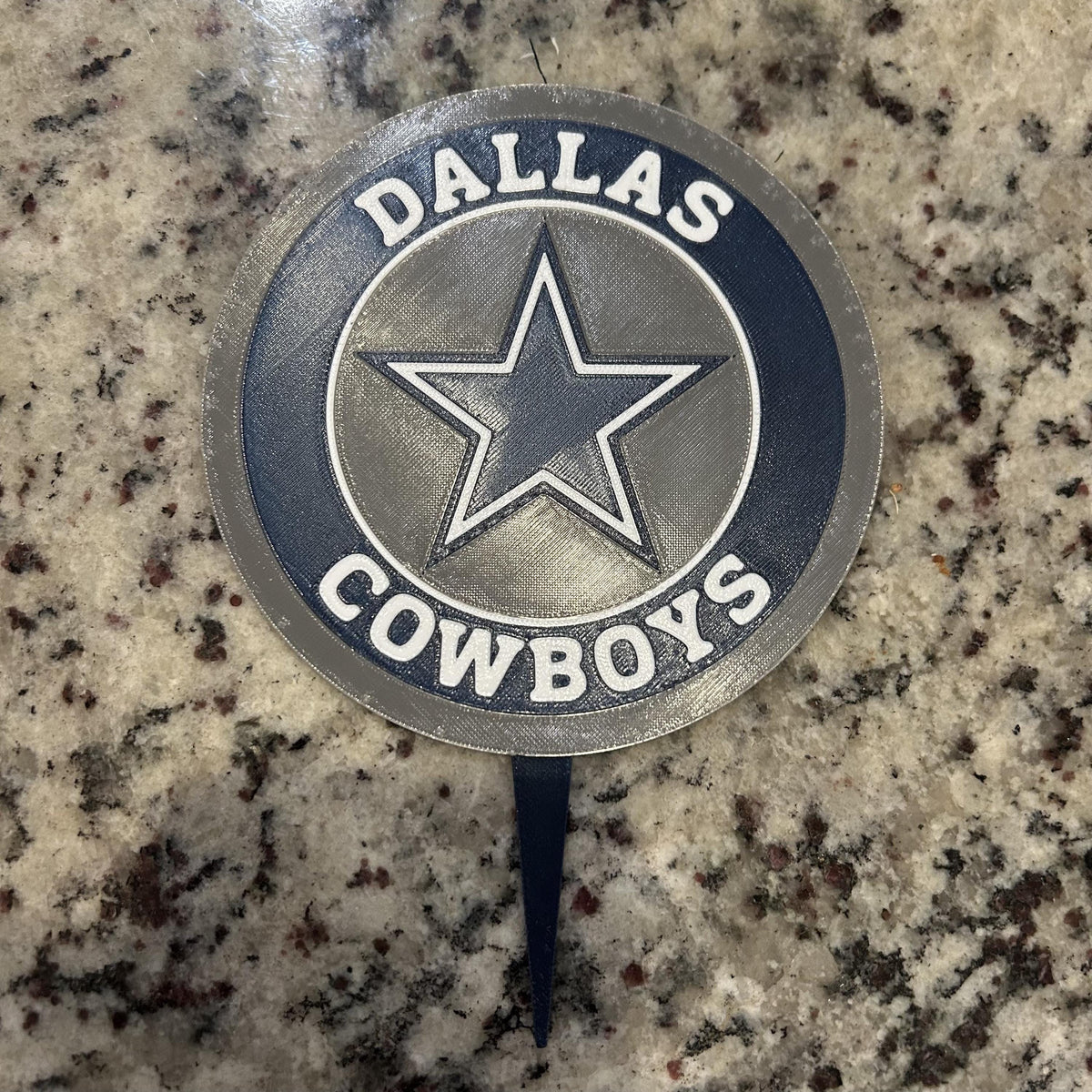 Dallas Cowboys 3D printed cake topper and cupcake toppers, food-grade PETG star disc, NFL football birthday party decor, made in USA