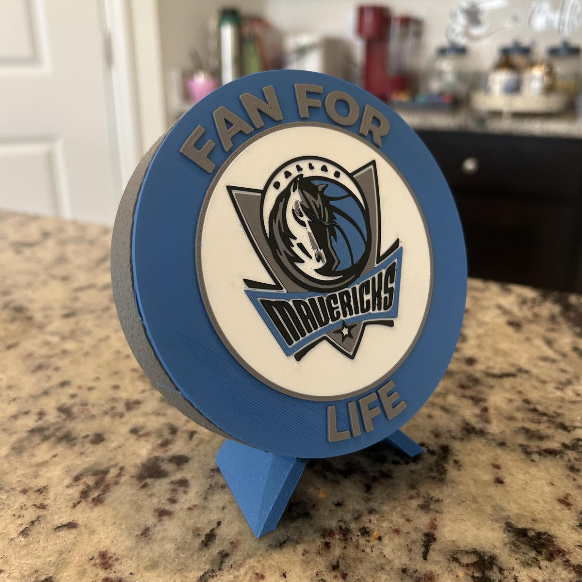 3D Printed Dallas Mavericks Personalized Roundel Display & Stash Box with stand; 3D printed fan gift, made in USA