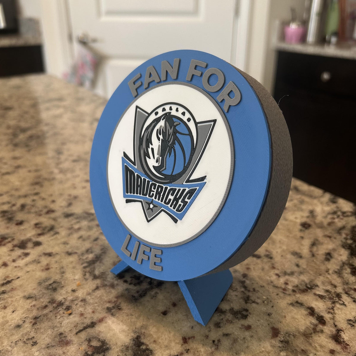 3D Printed Dallas Mavericks Personalized Roundel Display & Stash Box with stand; 3D printed fan gift, made in USA