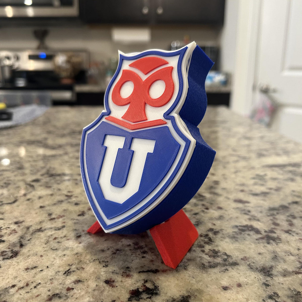 Universidad de Chile 3D Printed Crest Display with Stand; 3D printed fan gift, made in USA