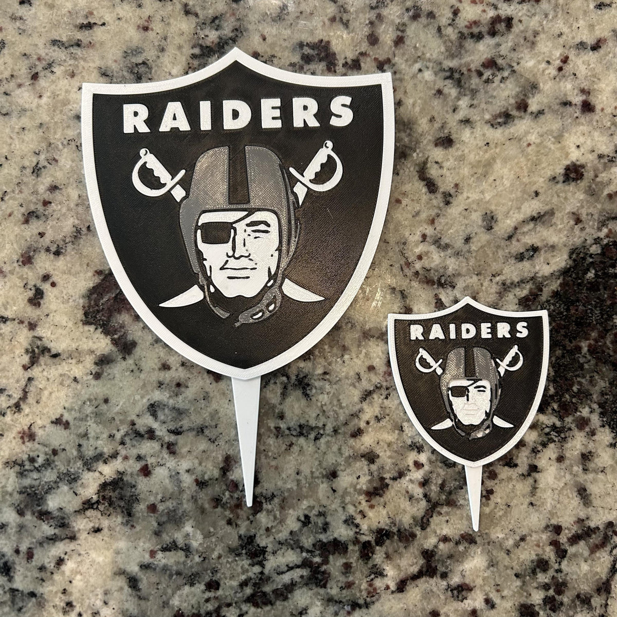 Las Vegas Raiders 3D printed cake topper and cupcake toppers, food-grade PETG shield, NFL football birthday party decor, made in USA