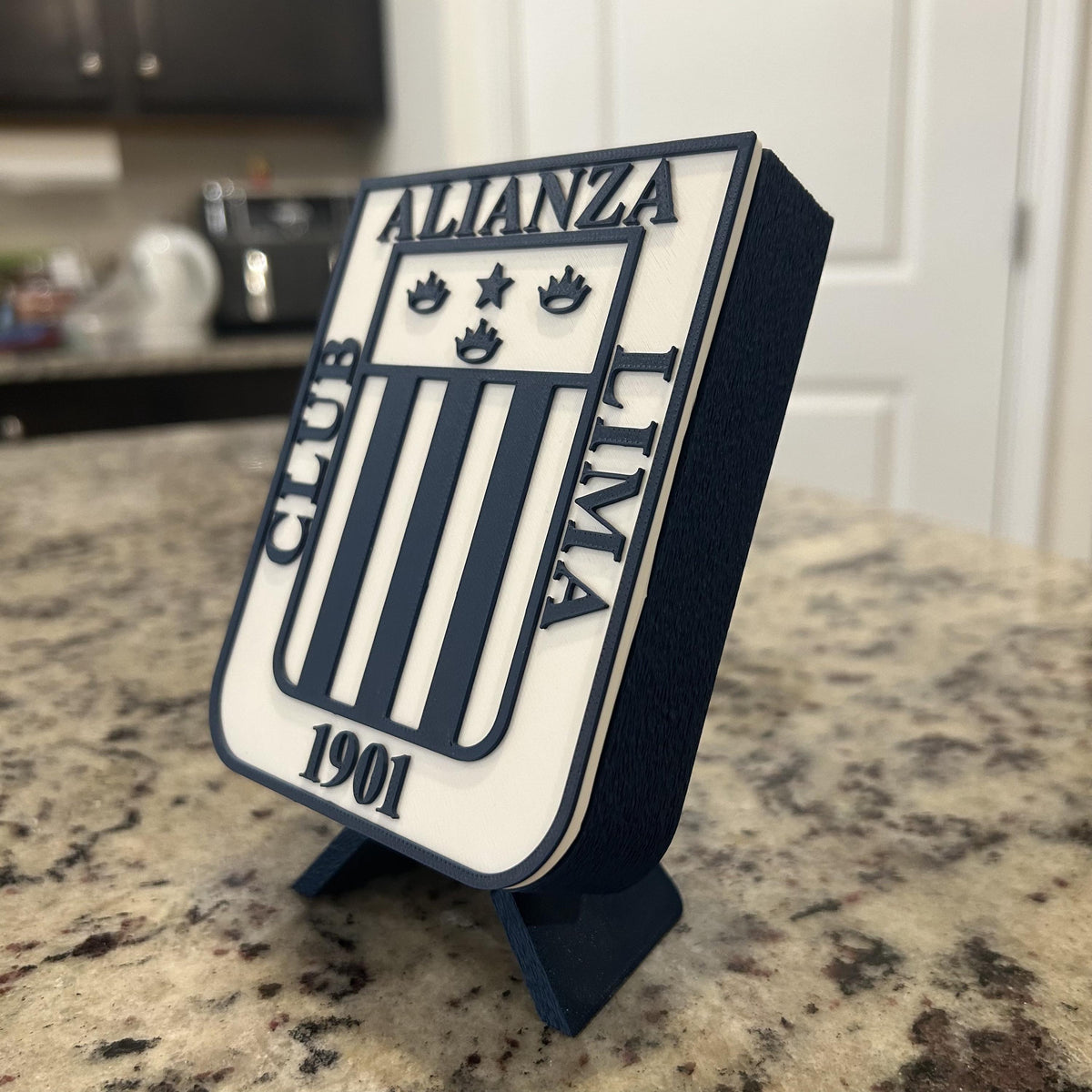 Alianza Lima 3D Printed Crest Display with Stand; 3D printed fan gift, made in USA
